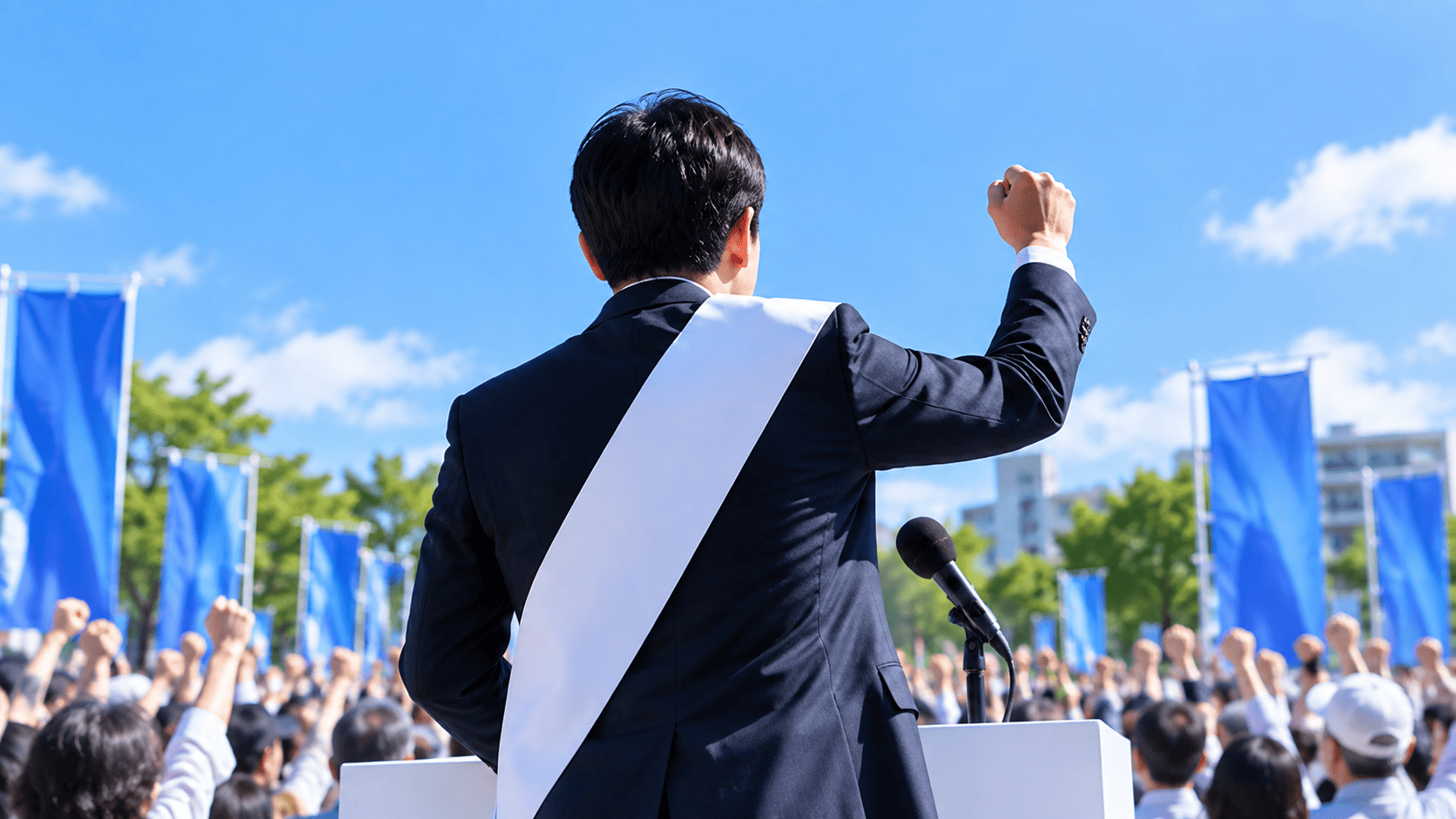 候補者の出陣式の演説風景